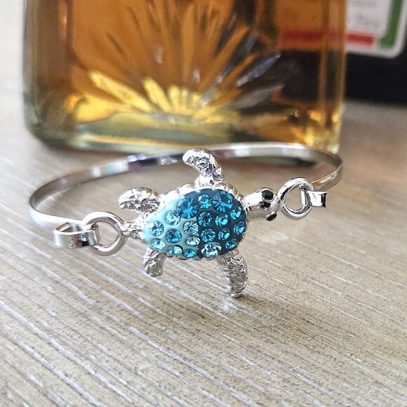 Sea Turtle Thin Wire Bangle/Hook Bracelet/Aqua Turquoise/Ocean Jewelry/NWT - Picture 6 of 9